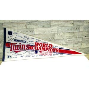 1987 World Series MINNESOTA TWINS Champions Facsimile Baseball Auto Pennant